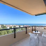 Charming With Sea Views *
