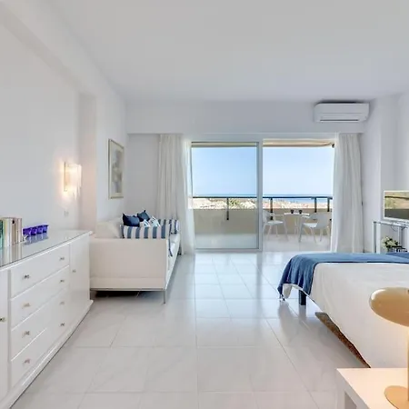 Апартаменты Charming With Sea Views Марбелья