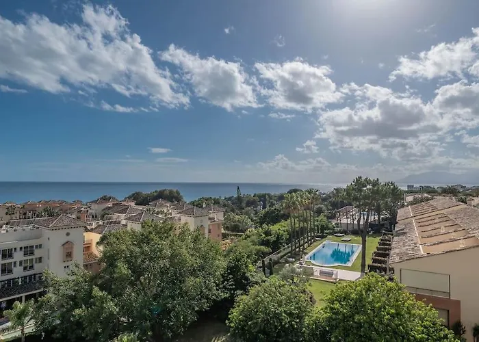 Charming With Sea Views Marbella