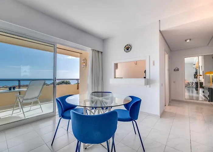 Charming With Sea Views Apartament Marbella