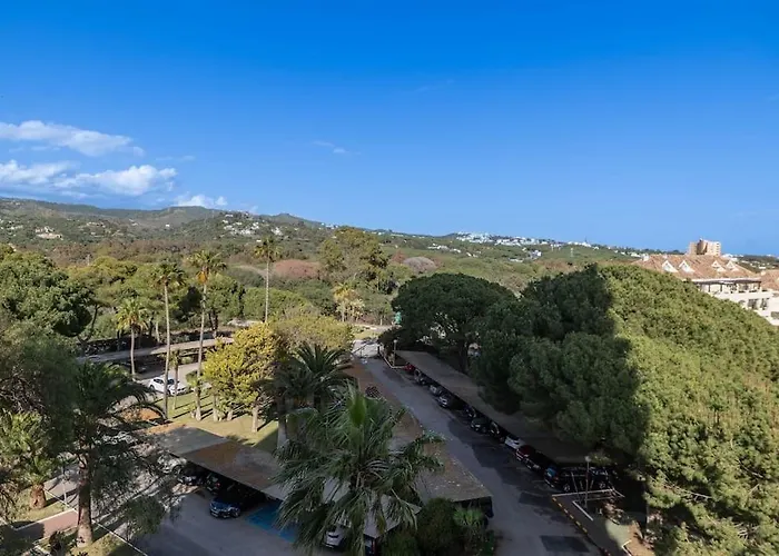 Charming With Sea Views Apartament Marbella
