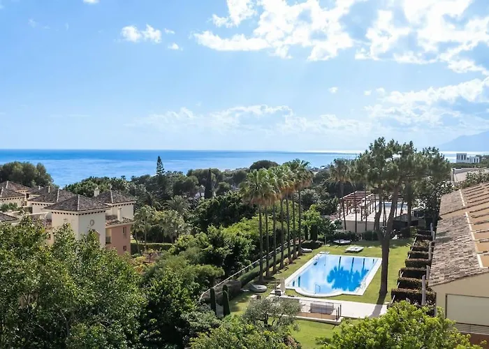 Charming With Sea Views Apartament Marbella